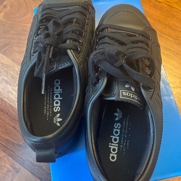 ADIDAS BLACK NIZZA PLATFORM WOMENS - Picture 4 of 6